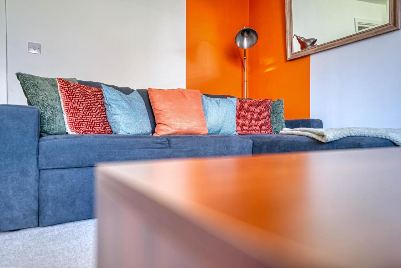Luxurious Birmingham Home Private Parking Wifi - Near To Nec And Qeh Exterior foto